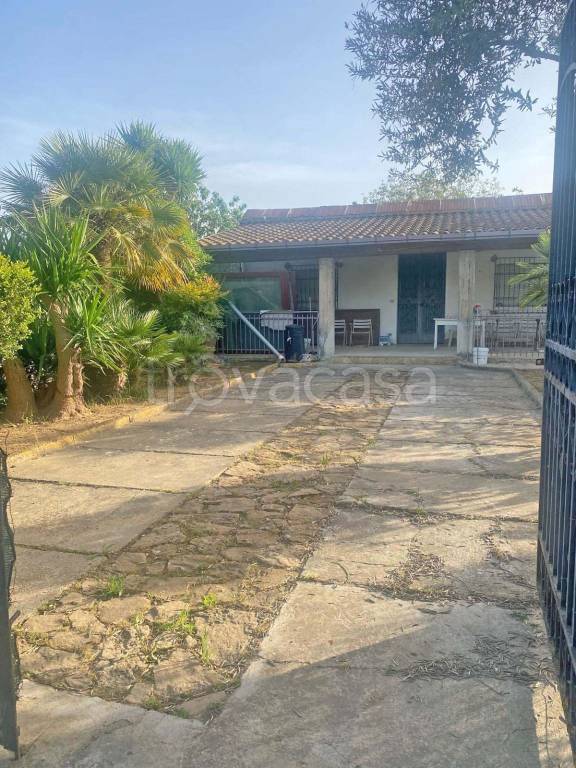 casa indipendente in vendita a Caltagirone in zona Piano San Paolo