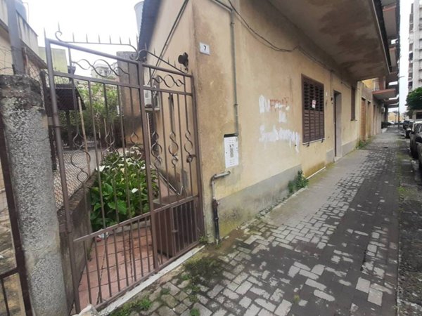 casa indipendente in vendita a Caltagirone