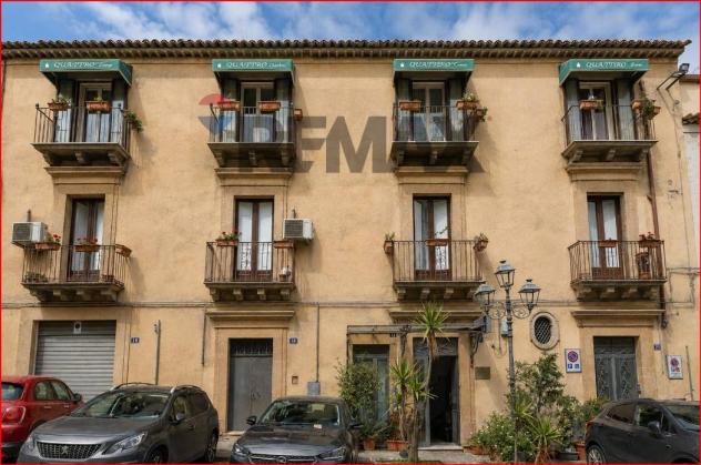 negozio in vendita a Caltagirone