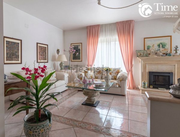 appartamento in vendita a Caltagirone