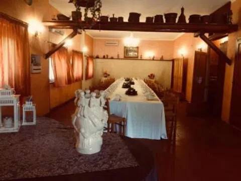 negozio in vendita a Caltagirone