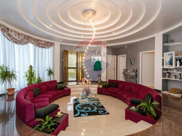 casa indipendente in vendita a Caltagirone