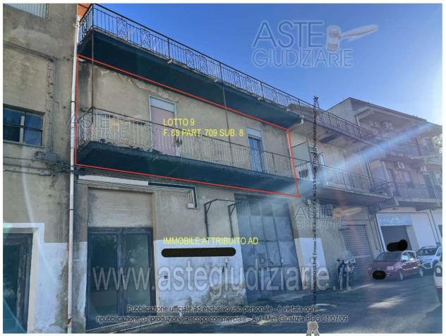 locale commerciale in vendita a Caltagirone