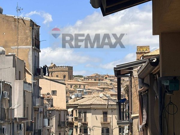 appartamento in vendita a Caltagirone