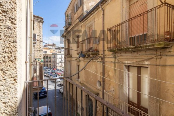 appartamento in vendita a Caltagirone
