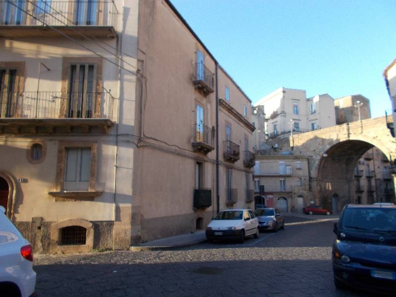 appartamento in vendita a Caltagirone in zona Signore del Soccorso
