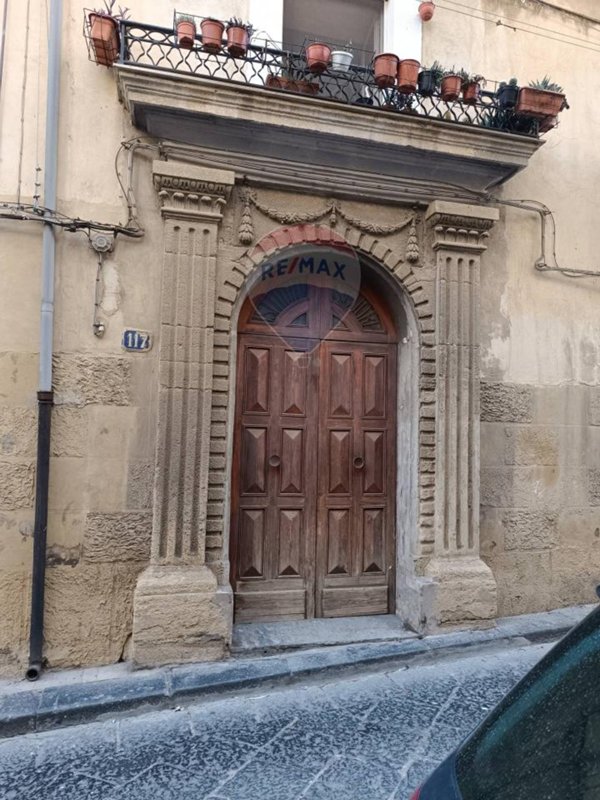 appartamento in vendita a Caltagirone