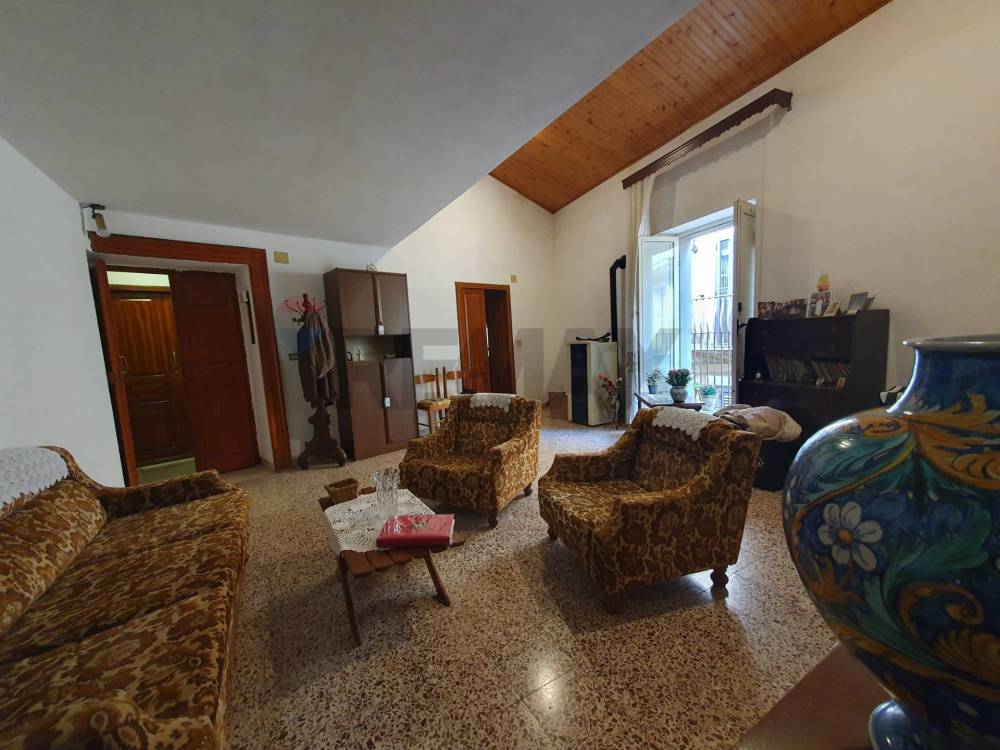 appartamento in vendita a Caltagirone in zona Signore del Soccorso
