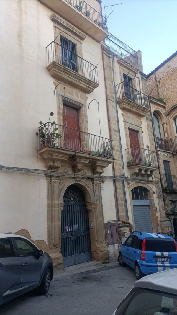 appartamento in vendita a Caltagirone in zona Signore del Soccorso