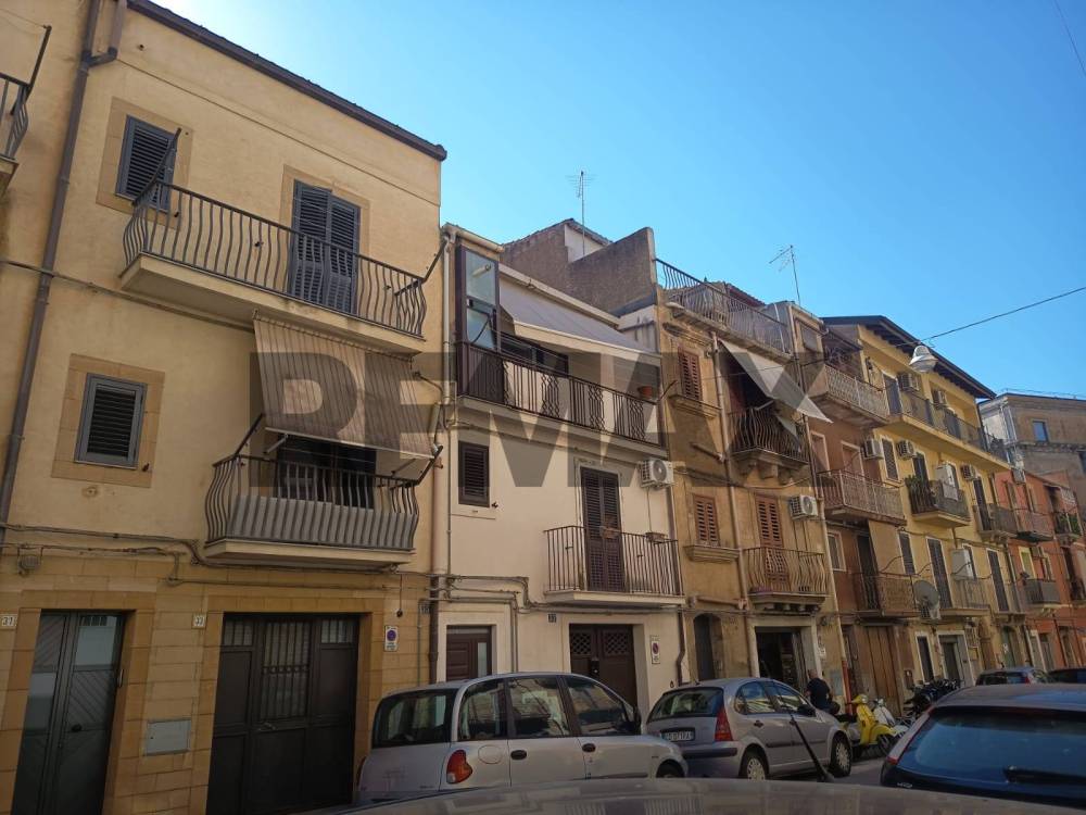 casa indipendente in vendita a Caltagirone in zona Signore del Soccorso