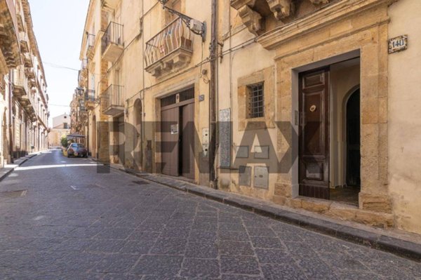 appartamento in vendita a Caltagirone in zona Signore del Soccorso
