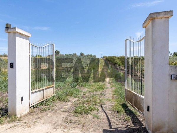 casa indipendente in vendita a Caltagirone in zona Granieri