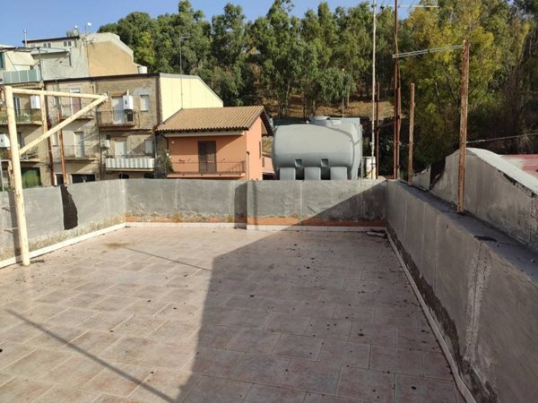 casa indipendente in vendita a Caltagirone in zona Signore del Soccorso
