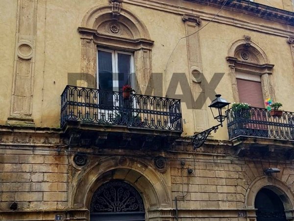 appartamento in vendita a Caltagirone in zona Signore del Soccorso