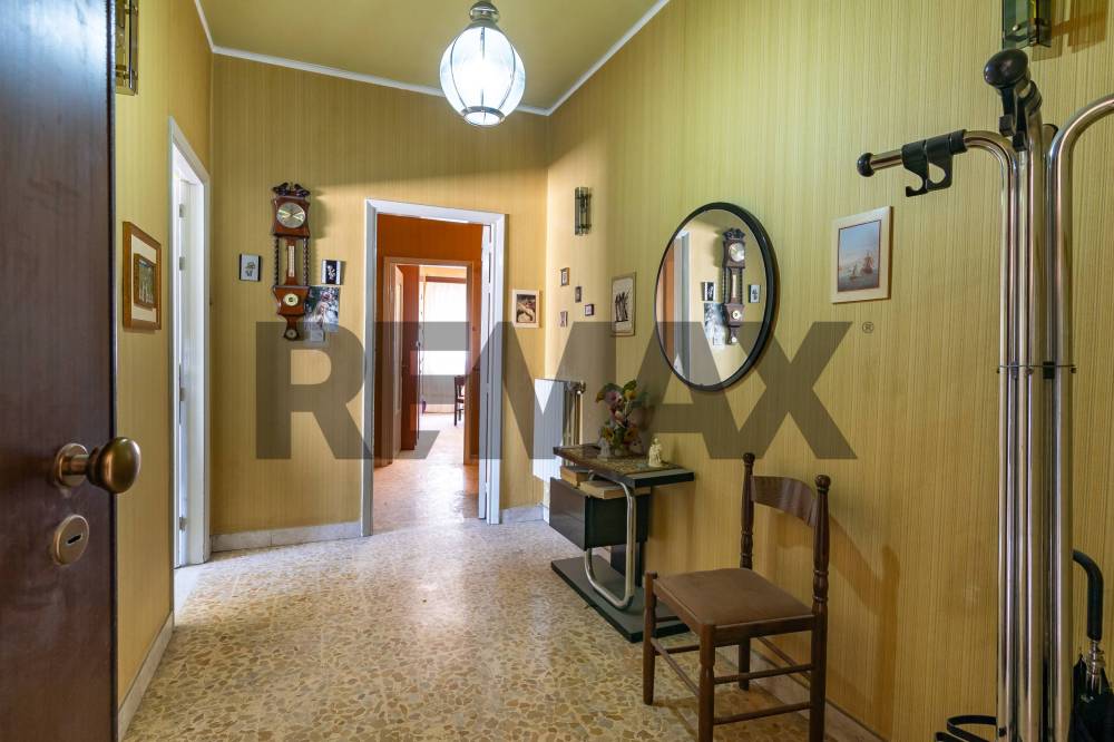 appartamento in vendita a Caltagirone in zona Colleggiata