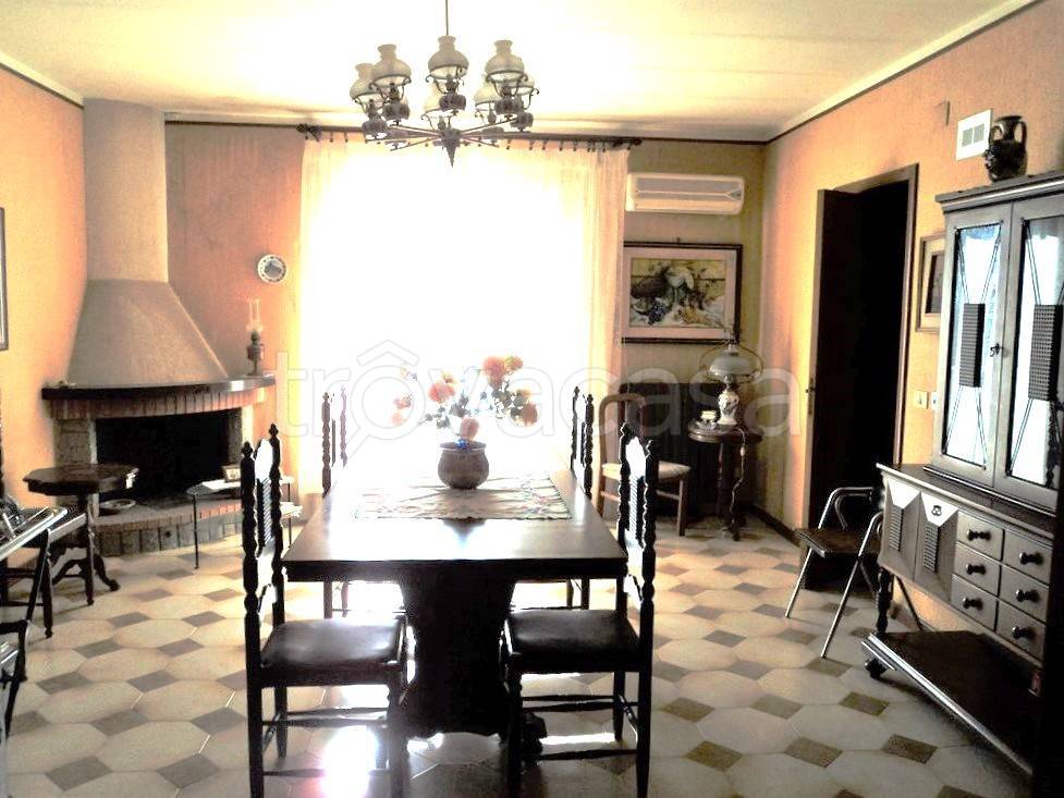 casa indipendente in vendita a Caltagirone