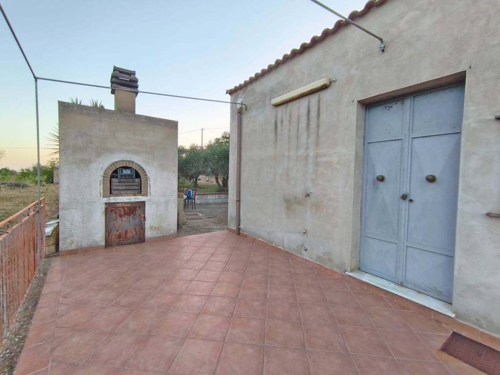 casa indipendente in vendita a Caltagirone