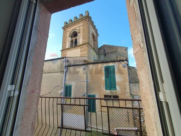 casa indipendente in vendita a Caltagirone in zona Signore del Soccorso