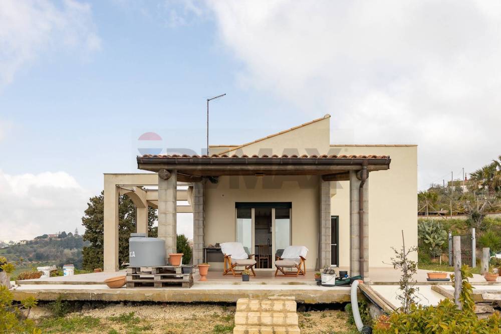 casa indipendente in vendita a Caltagirone
