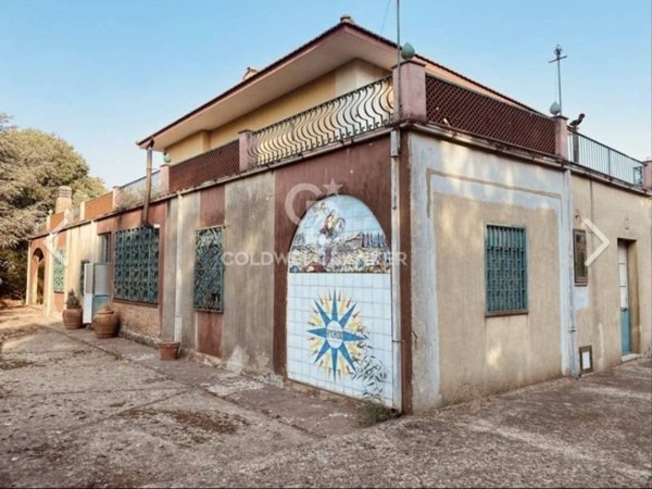 casa indipendente in vendita a Caltagirone