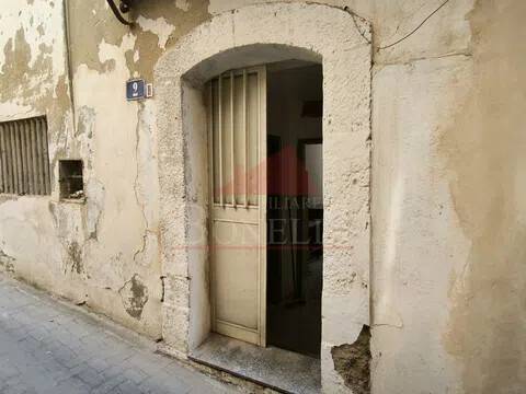 intera palazzina in vendita a Caltagirone in zona Signore del Soccorso