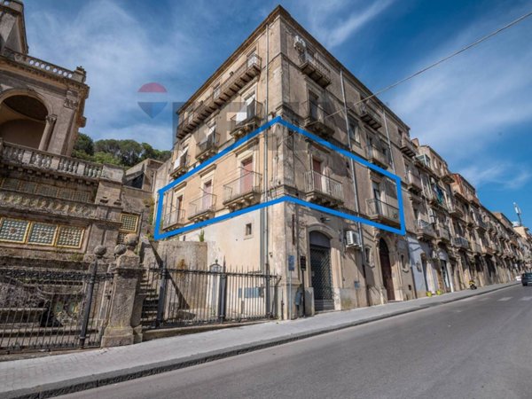 appartamento in vendita a Caltagirone in zona Signore del Soccorso