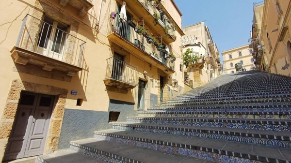 appartamento in vendita a Caltagirone in zona Signore del Soccorso