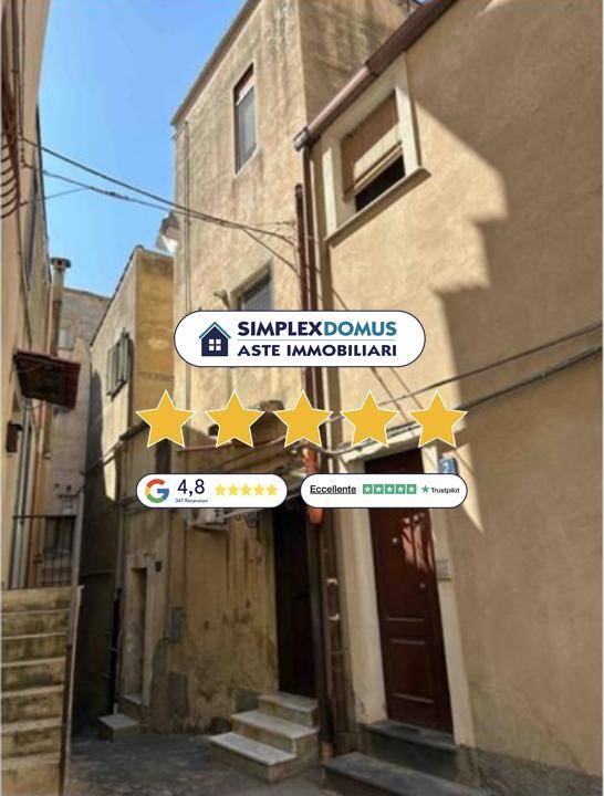 appartamento in vendita a Caltagirone in zona Signore del Soccorso