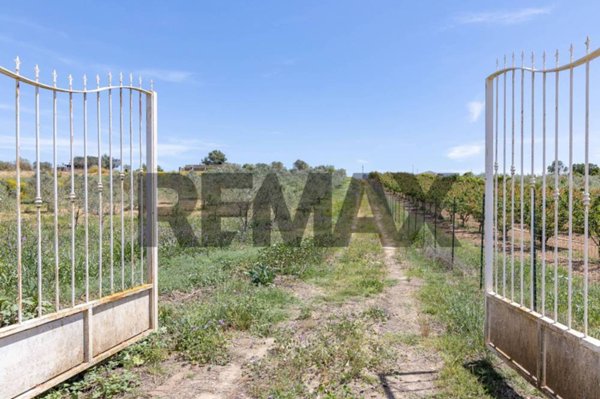 casa indipendente in vendita a Caltagirone in zona Granieri