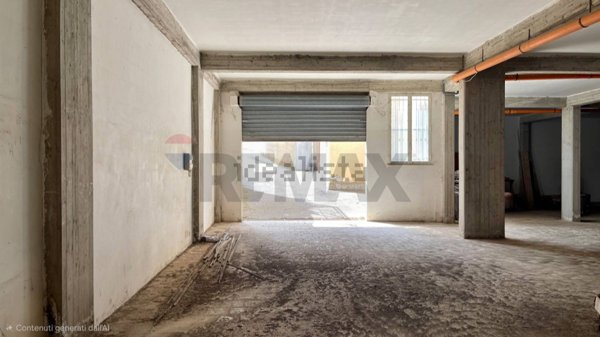 locale di sgombero in vendita a Caltagirone