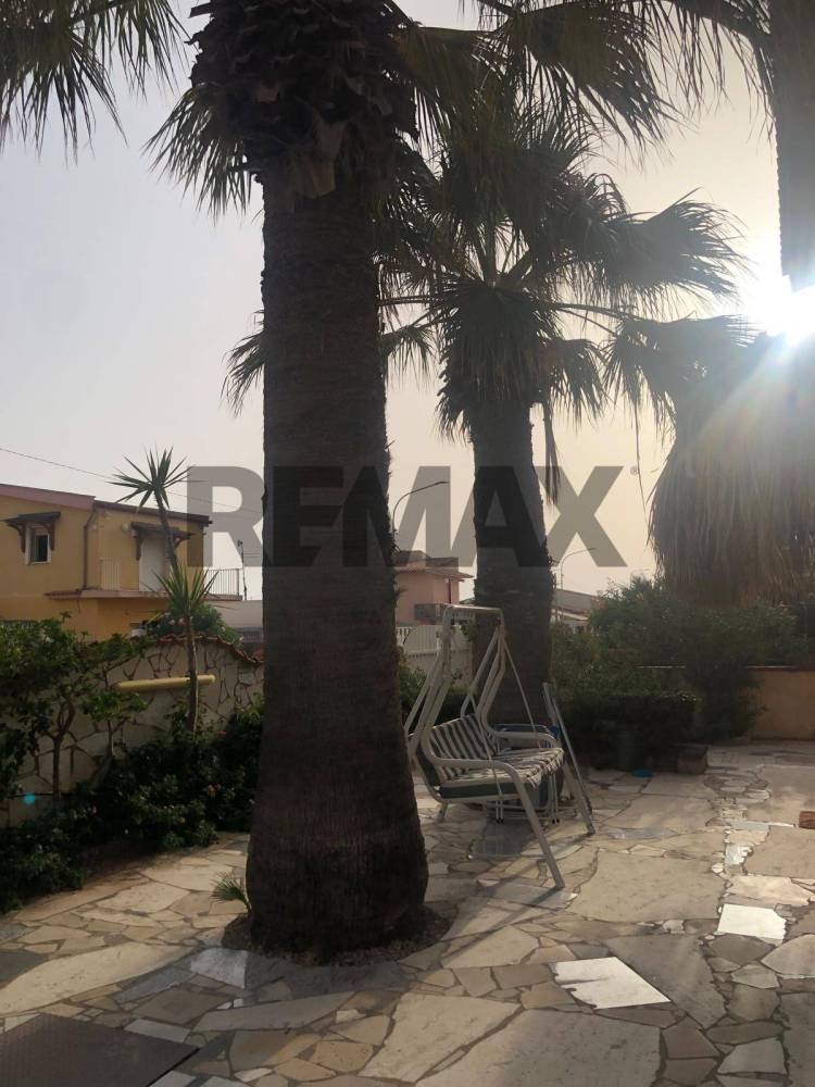 casa indipendente in vendita a Caltagirone