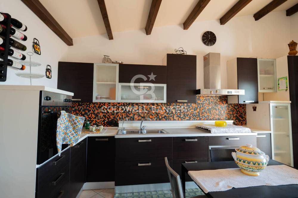 casa indipendente in vendita a Caltagirone in zona Signore del Soccorso