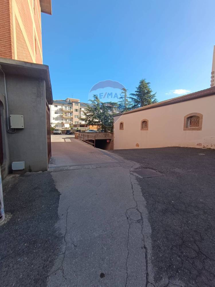 box auto in vendita a Caltagirone