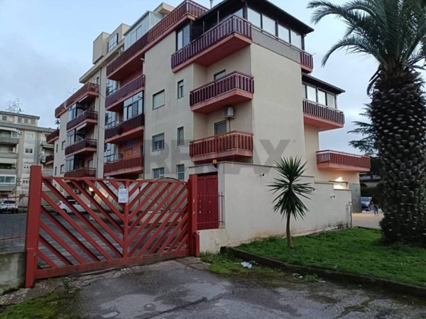 box auto in vendita a Caltagirone