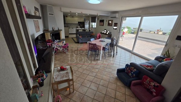 casa indipendente in vendita a Caltagirone