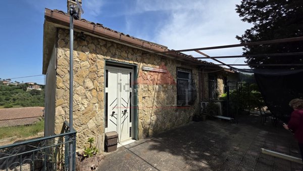 casa indipendente in vendita a Caltagirone