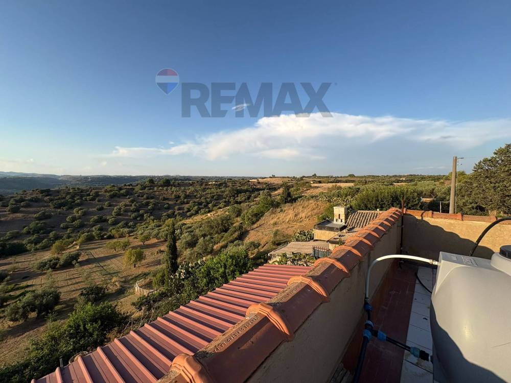 casa indipendente in vendita a Caltagirone