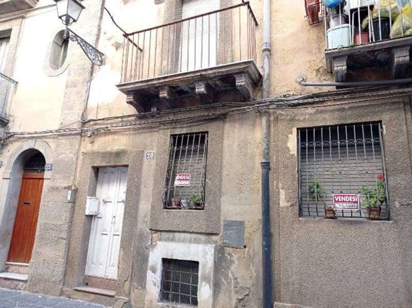 casa indipendente in vendita a Caltagirone in zona Signore del Soccorso