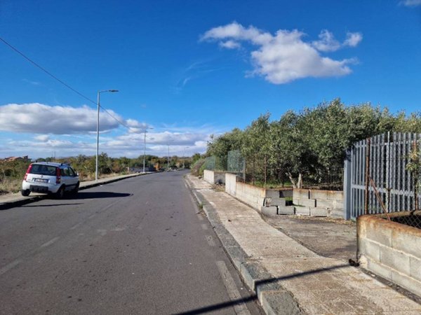 terreno agricolo in vendita a Camporotondo Etneo in zona Centro Storico