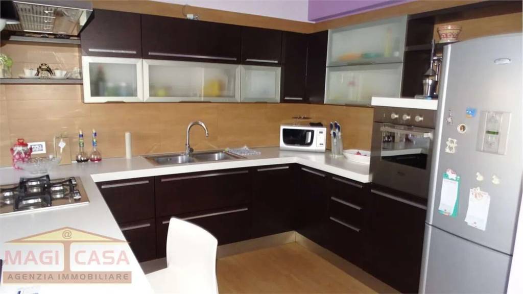 appartamento in vendita a Camporotondo Etneo