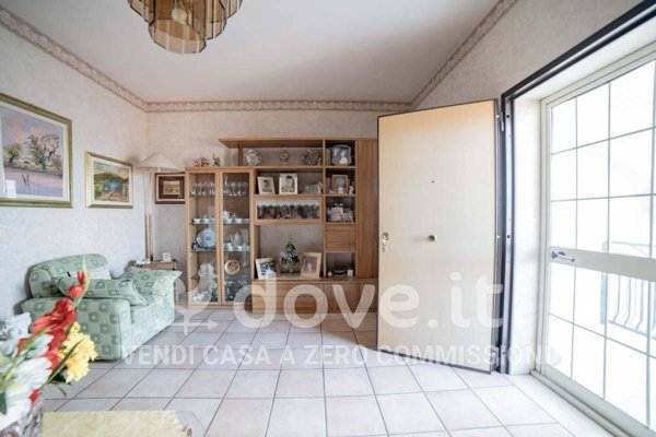 appartamento in vendita a Camporotondo Etneo in zona Centro Storico