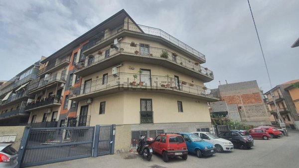 appartamento in vendita a Camporotondo Etneo