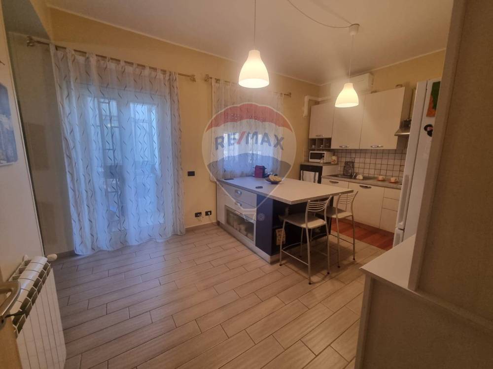 appartamento in vendita a Camporotondo Etneo in zona Piano Tavola
