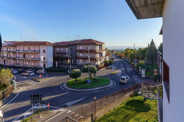 appartamento in vendita a Camporotondo Etneo