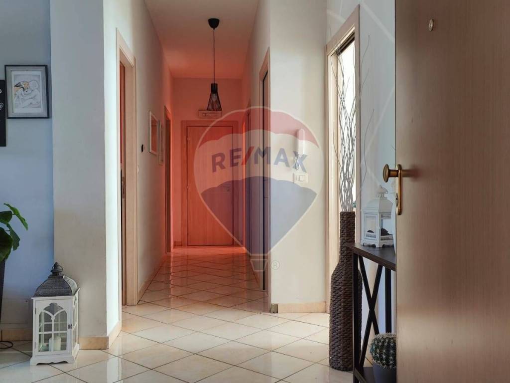 appartamento in vendita a Camporotondo Etneo in zona Villaggio Sant'Antonio