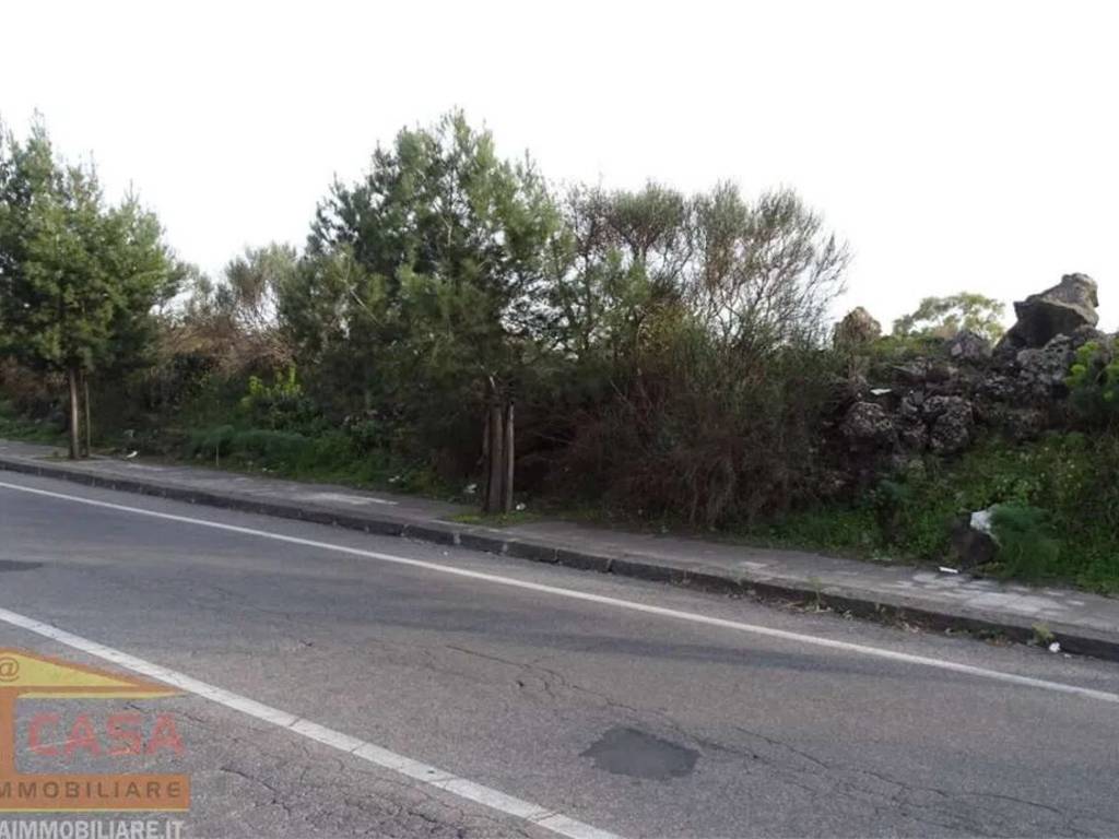 terreno agricolo in vendita a Camporotondo Etneo
