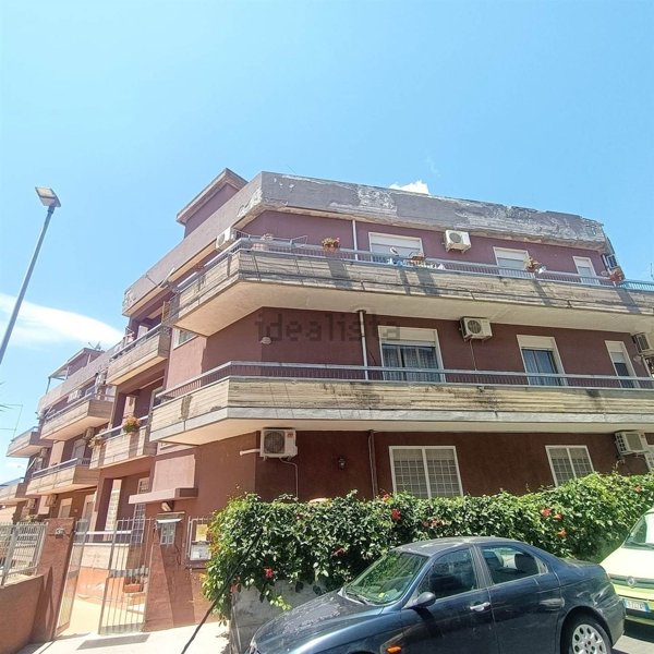 appartamento in vendita a Camporotondo Etneo in zona Centro Storico