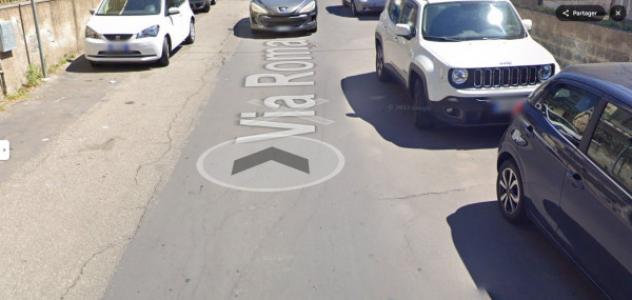 appartamento in vendita a Camporotondo Etneo in zona Centro Storico