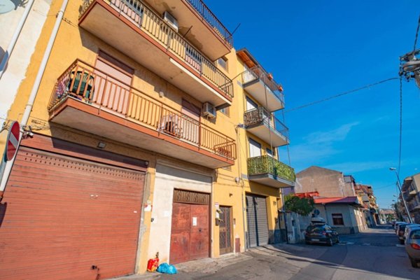 casa indipendente in vendita a Camporotondo Etneo in zona Piano Tavola