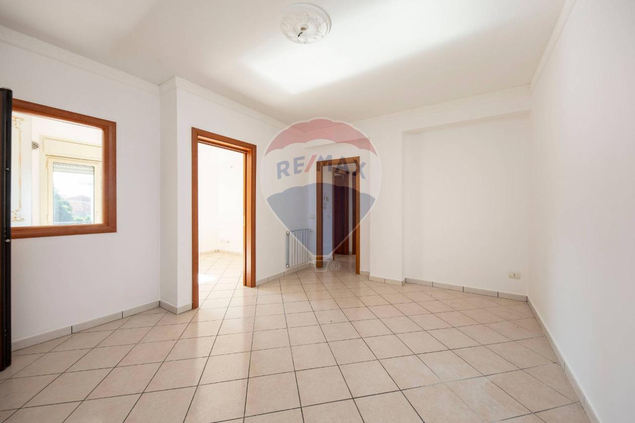 appartamento in vendita a Camporotondo Etneo in zona Centro Storico